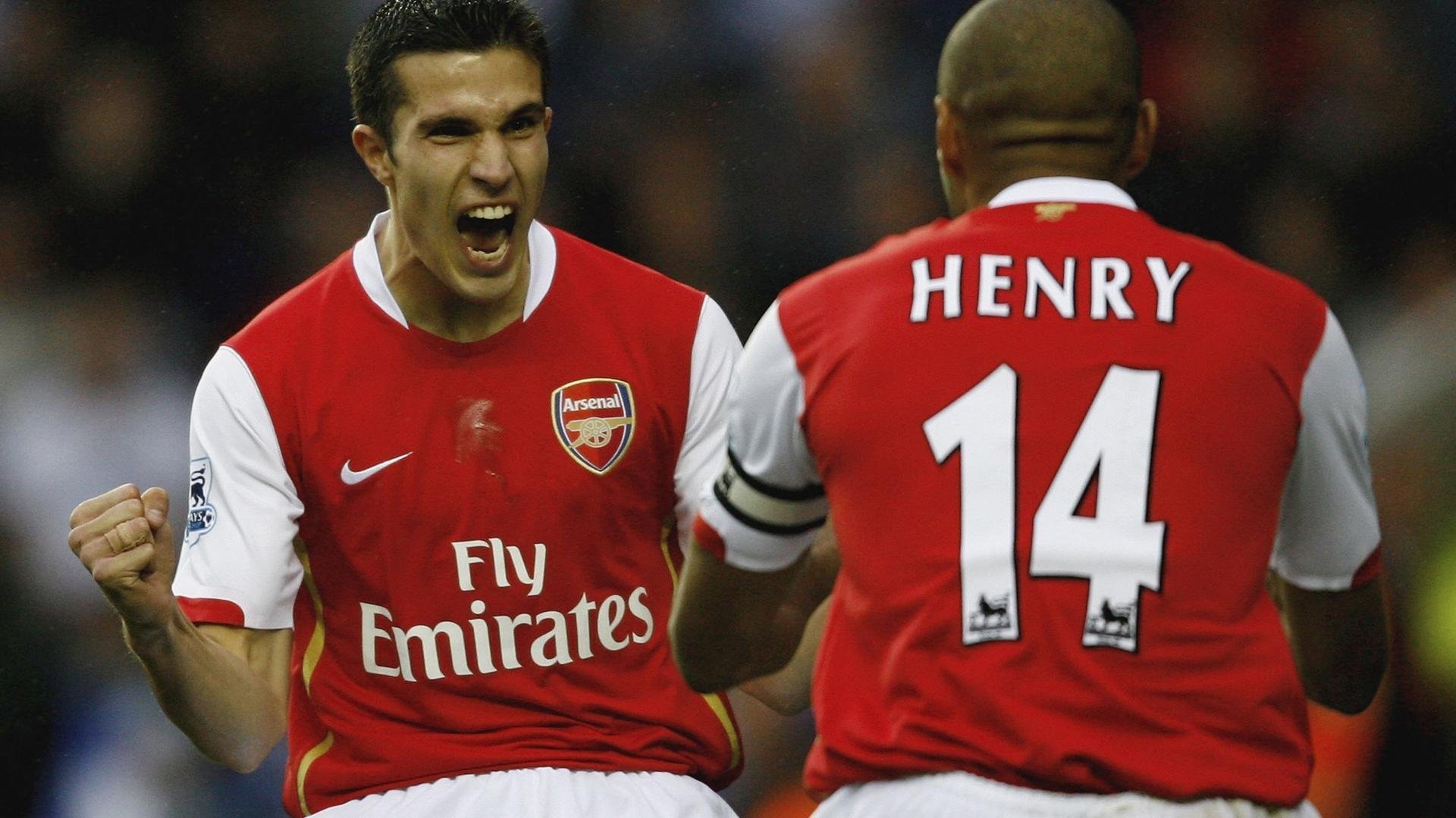 边路多传导是否成为替代中路密集组织的主选方式,边路传送什么时候关闭